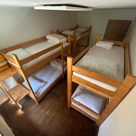 Mountain Hut Dom Pod Storzicem * Tržič