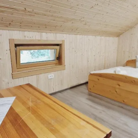 Mountain Hut Dom Pod Storzicem Tržič