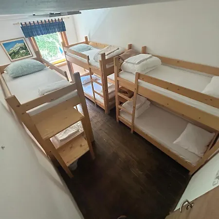 Mountain Hut Dom Pod Storzicem