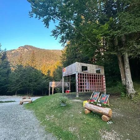 Mountain Hut Dom Pod Storzicem *