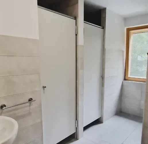 Lodge Mountain Hut Dom Pod Storzicem Tržič