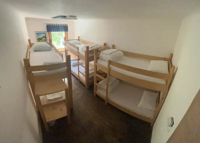 Mountain Hut Dom Pod Storzicem *