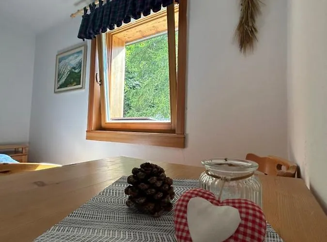 Mountain Hut Dom Pod Storzicem Lodge