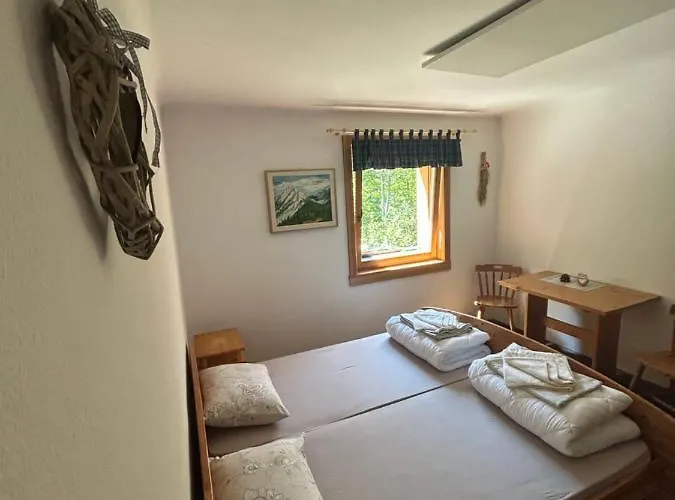 Lodge Mountain Hut Dom Pod Storzicem Tržič