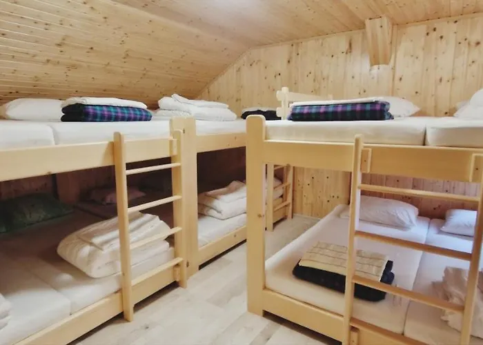 Mountain Hut Dom Pod Storzicem Lodge Tržič