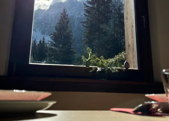 Mountain Hut Dom Pod Storzicem * Trzic