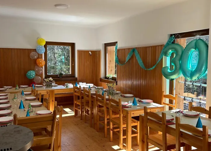 Mountain Hut Dom Pod Storzicem Lodge *